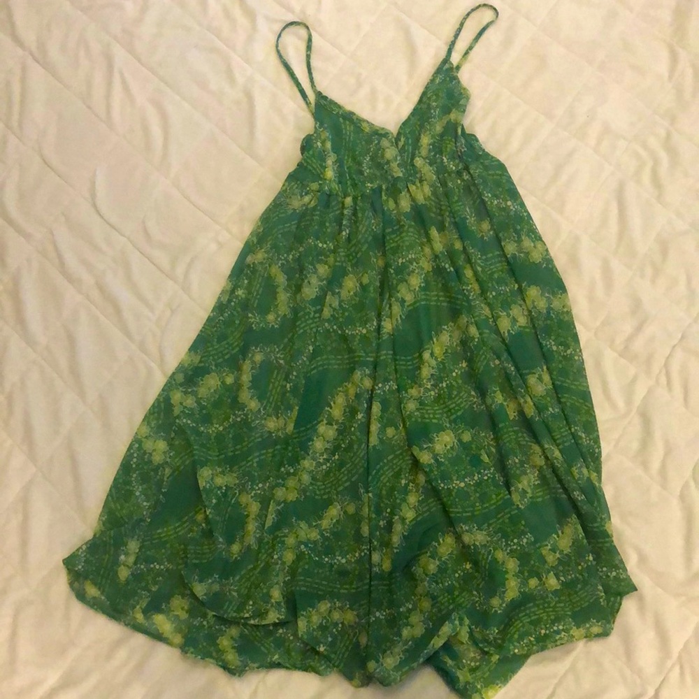 United Colors of Benetton dress. Size Medium excellent condition.